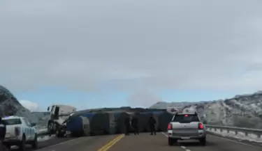 camiónvuelco