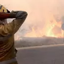 El incendio del complejo Lago Mart�n, �nico foco activo en el pa�s