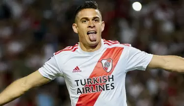 rafael-santos-borre-river-almagro-copa-argentina-11102019_1yhfxnc0eip912q9j0u1ii