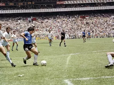 diego-maradona-argentina-england-1986-world-cup_uzyg3lndghul1thmutoy9dwh1