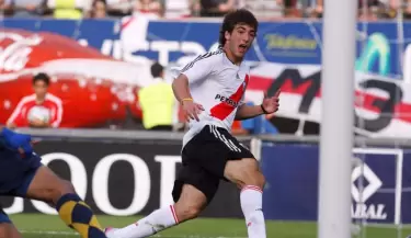 gonzalo-higuain-c-of-river-plate-start-5e878bf70f5a6e975e000001