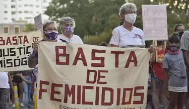 FEMICIDIOS(5)