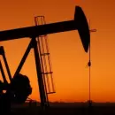 El petróleo tuvo una fuerte suba luego del ataque bélico de Irán a Israel