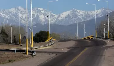 mendoza 23(18)
