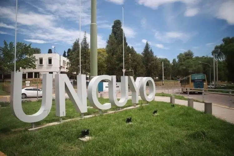 uncuyo(5)