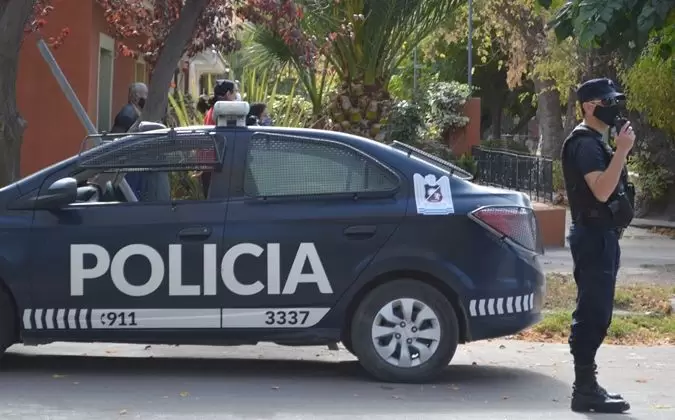 Policia-Mendoza(6)