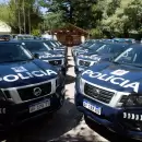 Rodolfo Suarez entregó nuevos vehículos a la policía