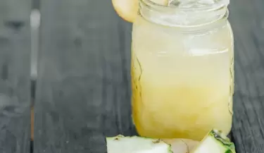 limonada de pina con jengibre