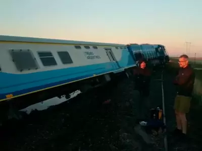 Tren descarrilado