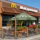 McDonald's, Starbucks y Coca-Cola tambi�n levantan sus operaciones en Rusia