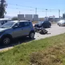 Un motociclista herido al chocar a un auto en Las Heras