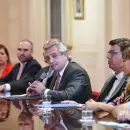El Gobierno nacional anunció un aumento del 45 por ciento del Salario Mínimo, Vital y Móvil, que llegará a fin de año a $47.850