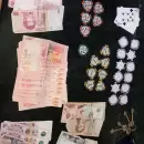 Allanan casino clandestino, secuestran casi $3 millones y detienen a 11 personas