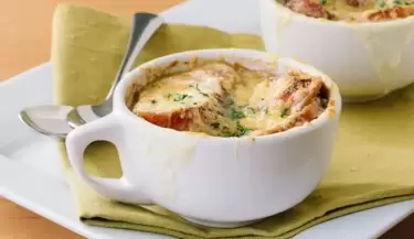 sopa-de-cebolla francesa