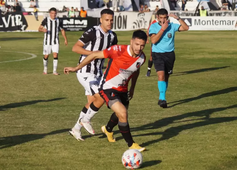 Maip� vs Gimnasia