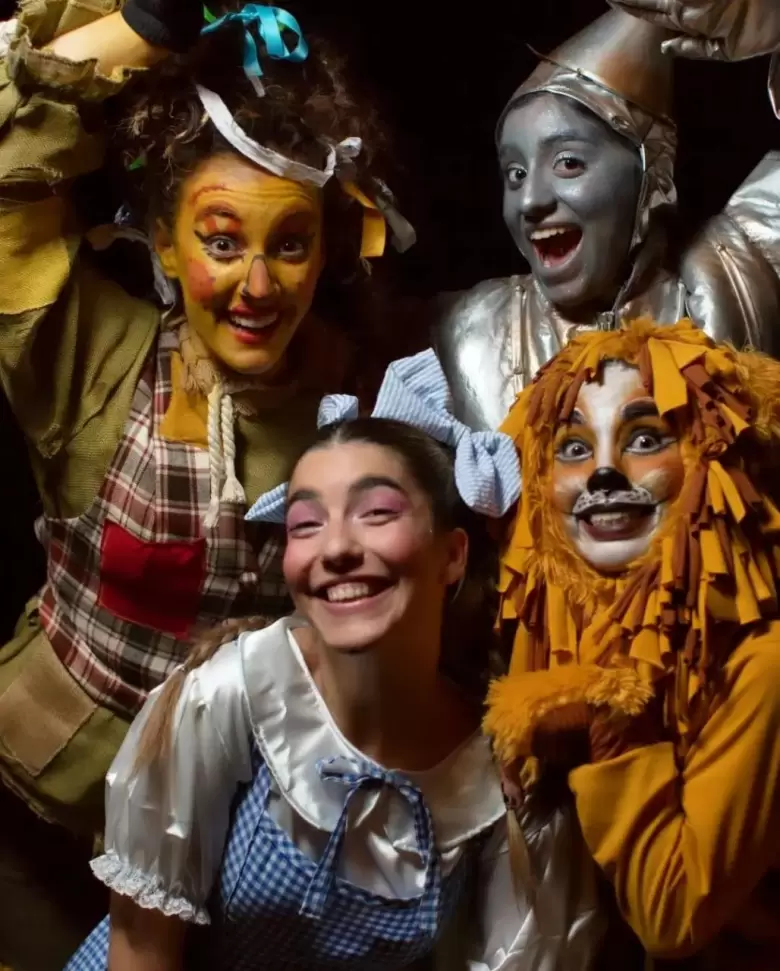 Obra de teatro: "Oz, una aventura musical"