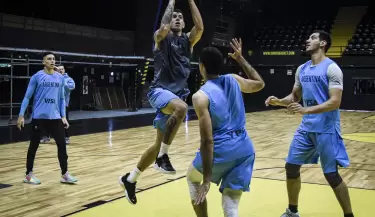 argentina entrenamiento basquet