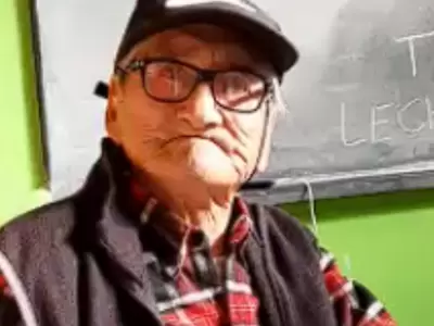 Hilario Flores, el hombre que aprendió a leer a los 88 años