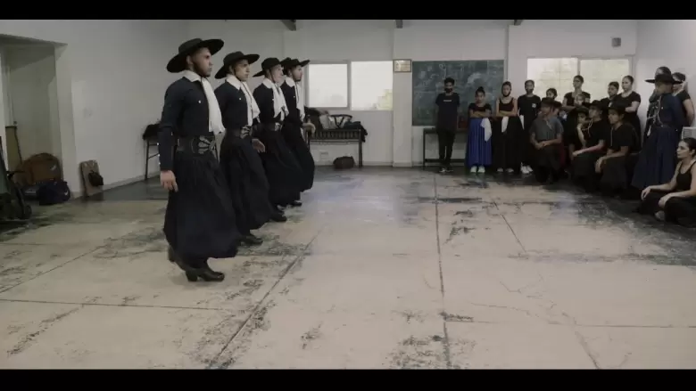 �Chakaymanta 50 a�os, tiempo de bailar�