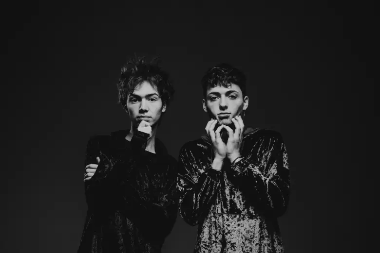 ALEJO Y VALENTIN