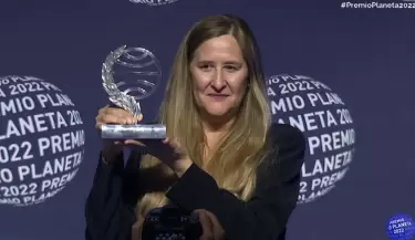 luz gabas premio planeta
