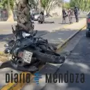 Un polica intent esquivar un auto y choc contra una palmera