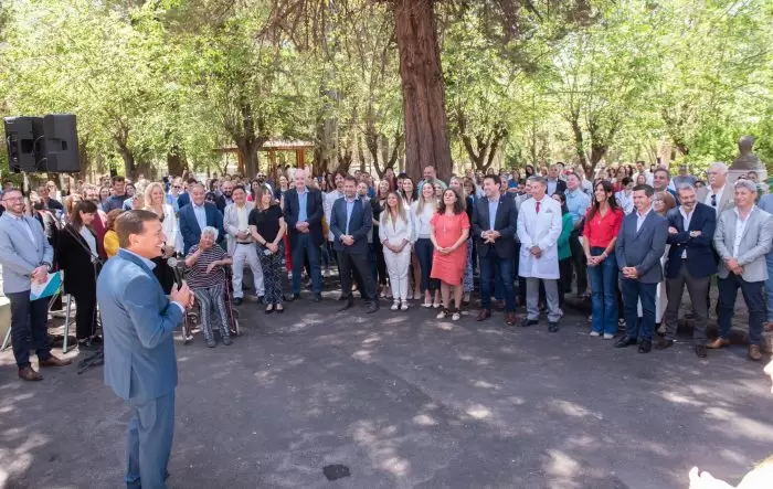 100 a�os hospital lencinas