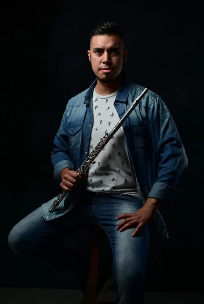 pablo-casares-700x1040