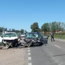 Terrible choque de tres camionetas en Alvear: dos muertos y varios heridos