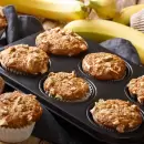 Receta de Muffins de banana, nueces y miel