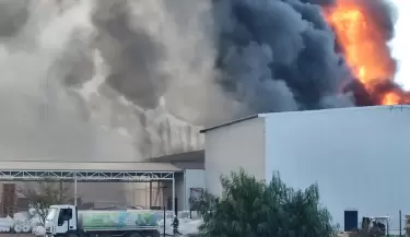 Plastiandino incendio en San Rafael