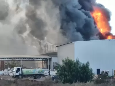 Plastiandino incendio en San Rafael