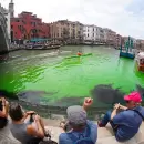 Impresionante: Las aguas del Gran Canal de Venecia aparecieron teñidas