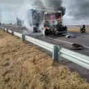 (Videos) Las imgenes del impresionante choque entre dos camiones en Santa Rosa