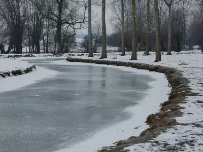rio congelado
