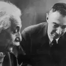 As fue la complicada relacin entre Oppenheimer y Einstein, el "padre" de la bomba atmica y el nobel de Fsica