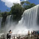 Las Cataratas del Iguaz estn de festejo: recibi al turista un milln del 2023