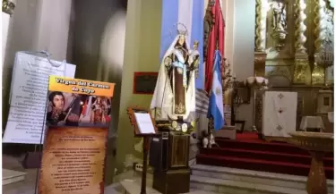 virgen del Carmen patrona del ejercito de los andes