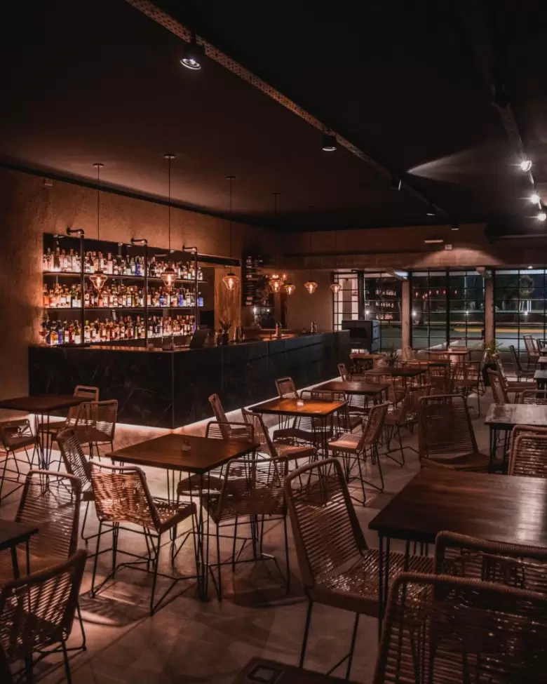 BAR YPF PATRIMONIO ARQUITECT�NICO