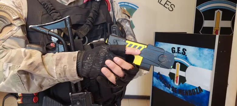 pistolataser4