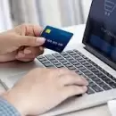 Cuatro consejos para prevenir estafas virtuales en adultos mayores