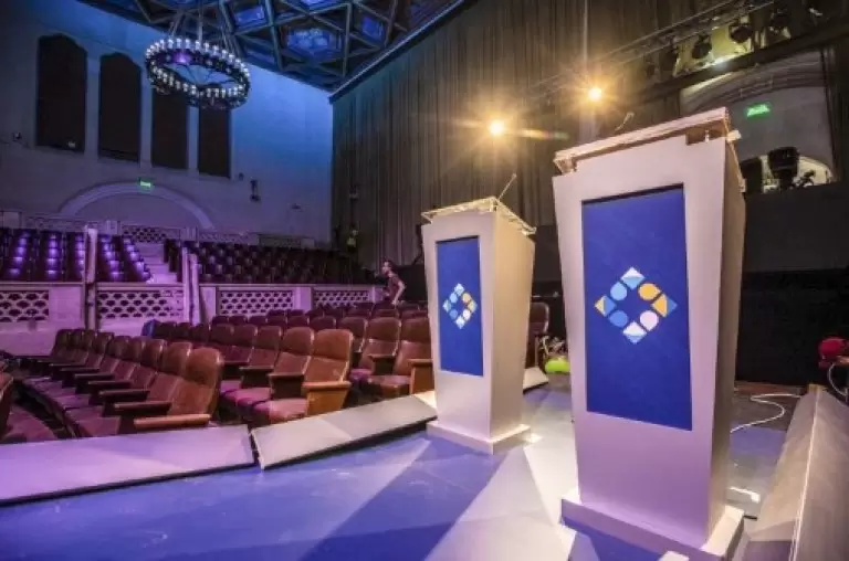 debate escenario