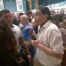 (Videos) Escndalo en la Feria del Libro por un reclamo homofbico