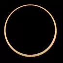 El eclipse anular de Sol con su "anillo de fuego" maravill a miles de espectadores