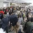 Caos a�reo previo a Nochebuena: un temporal paraliz� Aeroparque y dej� miles de pasajeros varados