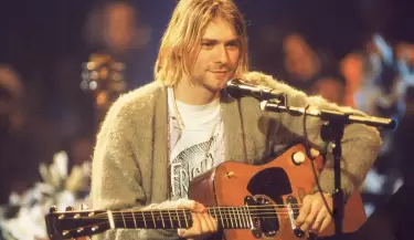kurt-cobain-nirvana-mtv
