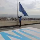 En señal de duelo por sus empleados muertos en Gaza, la ONU bajó sus banderas a media asta
