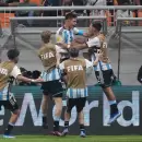 (Videos) Con tres goles del Diablito Echeverri, la Seleccin Argentina gole a Brasil y se meti en semis