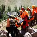 (Videos y fotos) Cómo fue el impresionante operativo para bajar los cuerpos de los andinistas fallecidos en Chile