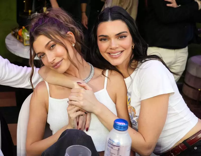 kendall-jenner-hailey-bieber cabello belleza
